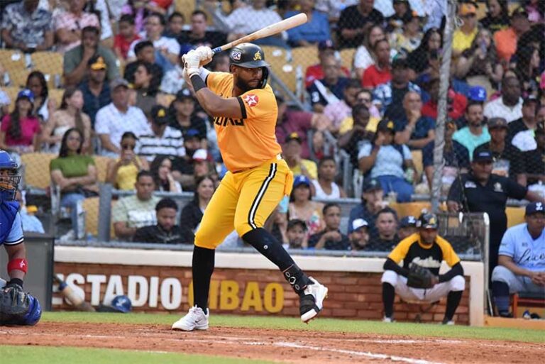 Águilas Cibaeñas derrotan a los Tigres 3-1