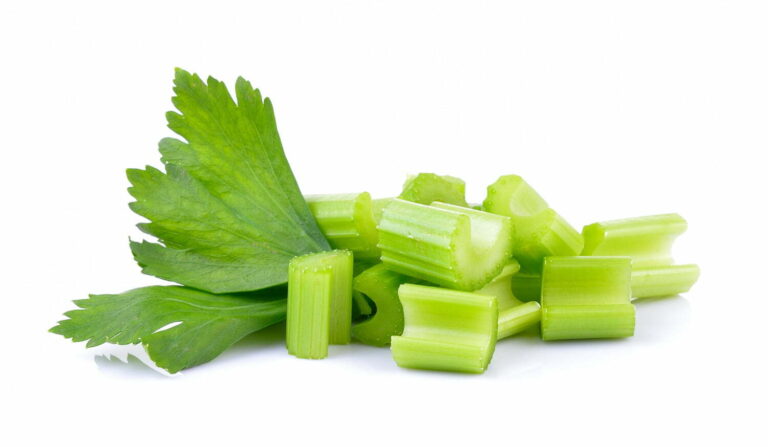 #Salud: Dile adiós a la barriga y al colesterol alto con la dieta del apio