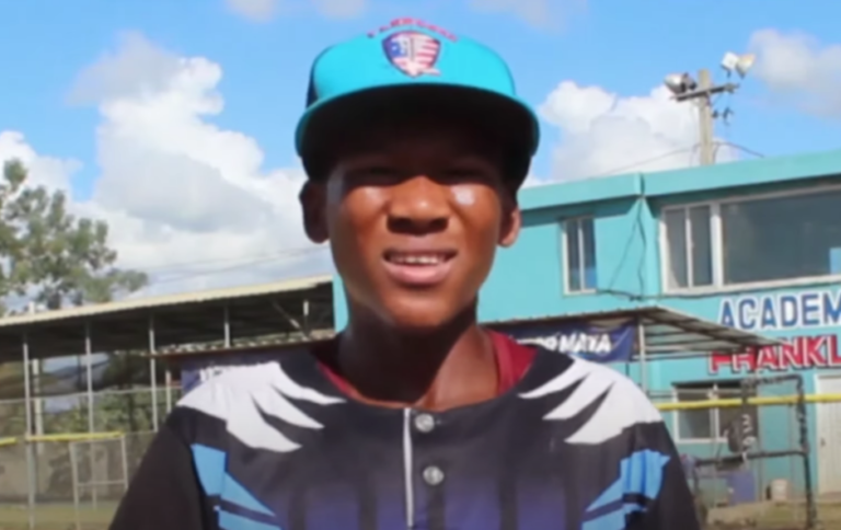 Prospecto dominicano falsificó su edad por cinco años – Remolacha   #FVDigital