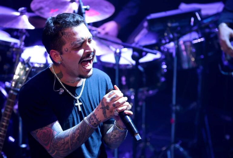 Christian Nodal habla por primera vez sobre su reciente hospitalización: “Era mucho cansancio”