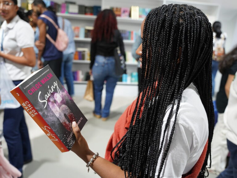 Descuentos de hasta el 50 por ciento en la Feria del Libro 2024
