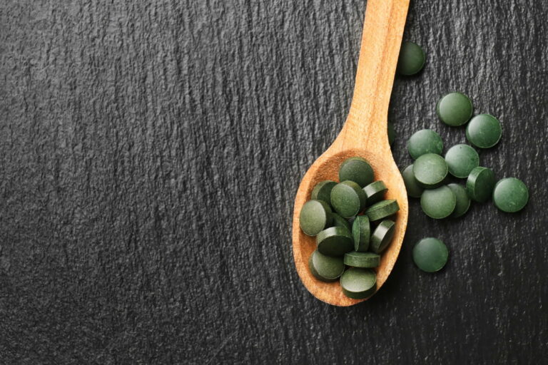 ¿Cuáles son los beneficios de la espirulina?