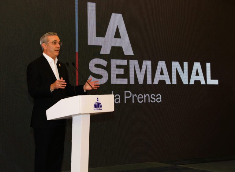 Abinader pide a países que ayudan a Haití declarar a bandas armadas como organizaciones terroristas