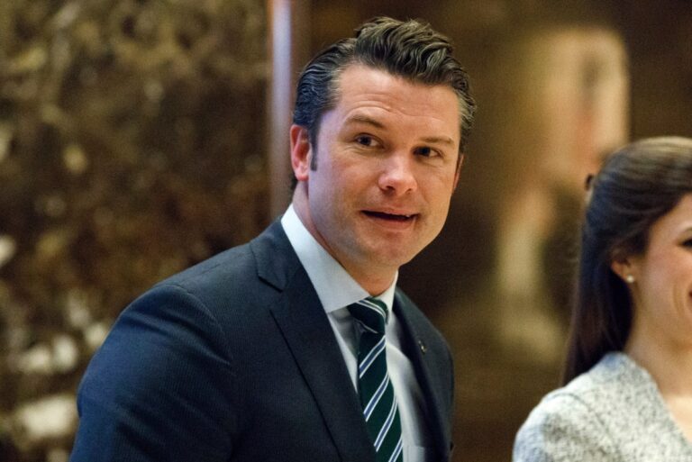 Trump anuncia la nominación de Pete Hegseth como secretario de Defensa #FVDigital