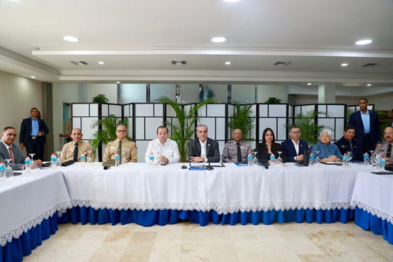 Policiales: Presidente Abinader encabeza reunión de seguimiento al Plan de Seguridad Ciudadana – Inicio – Policía Nacional de la República Dominicana