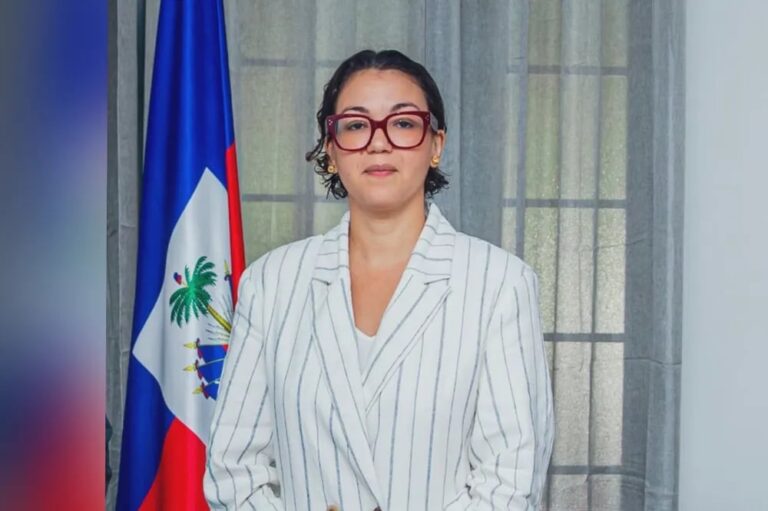 Haití presenta su nuevo gabinete; Dominique Dupuy queda fuera – #FVDigital