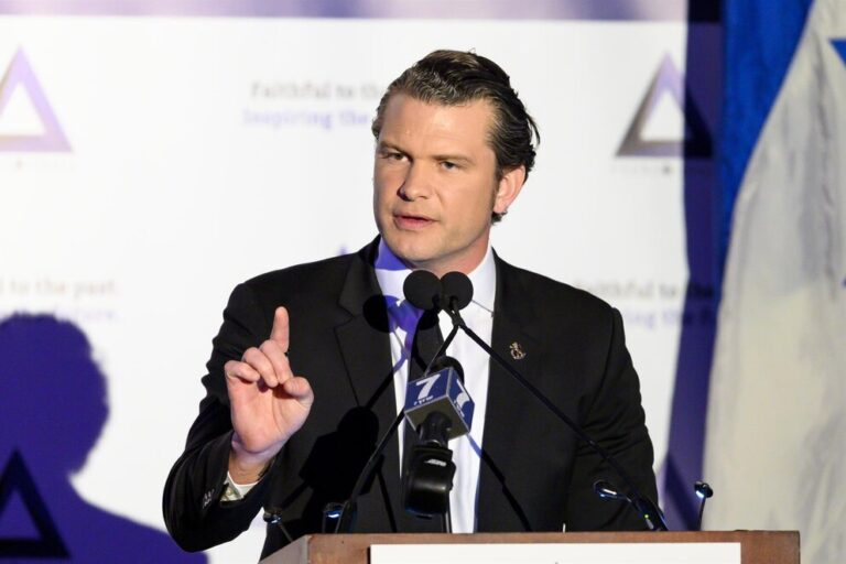 Trump elige al presentador de Fox News Pete Hegseth como secretario de Defensa – #FVDigital