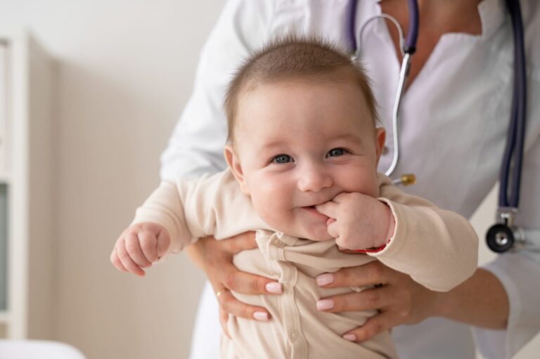 #Salud: ¿Por qué el olor a bebé desaparece al crecer?