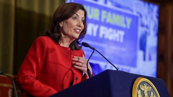 kathy_hochuL_lifckr_governors_office_budget_12125.jpeg