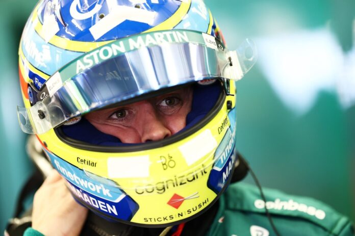 1740753585_fernando-alonso-aston-martin-r.jpg