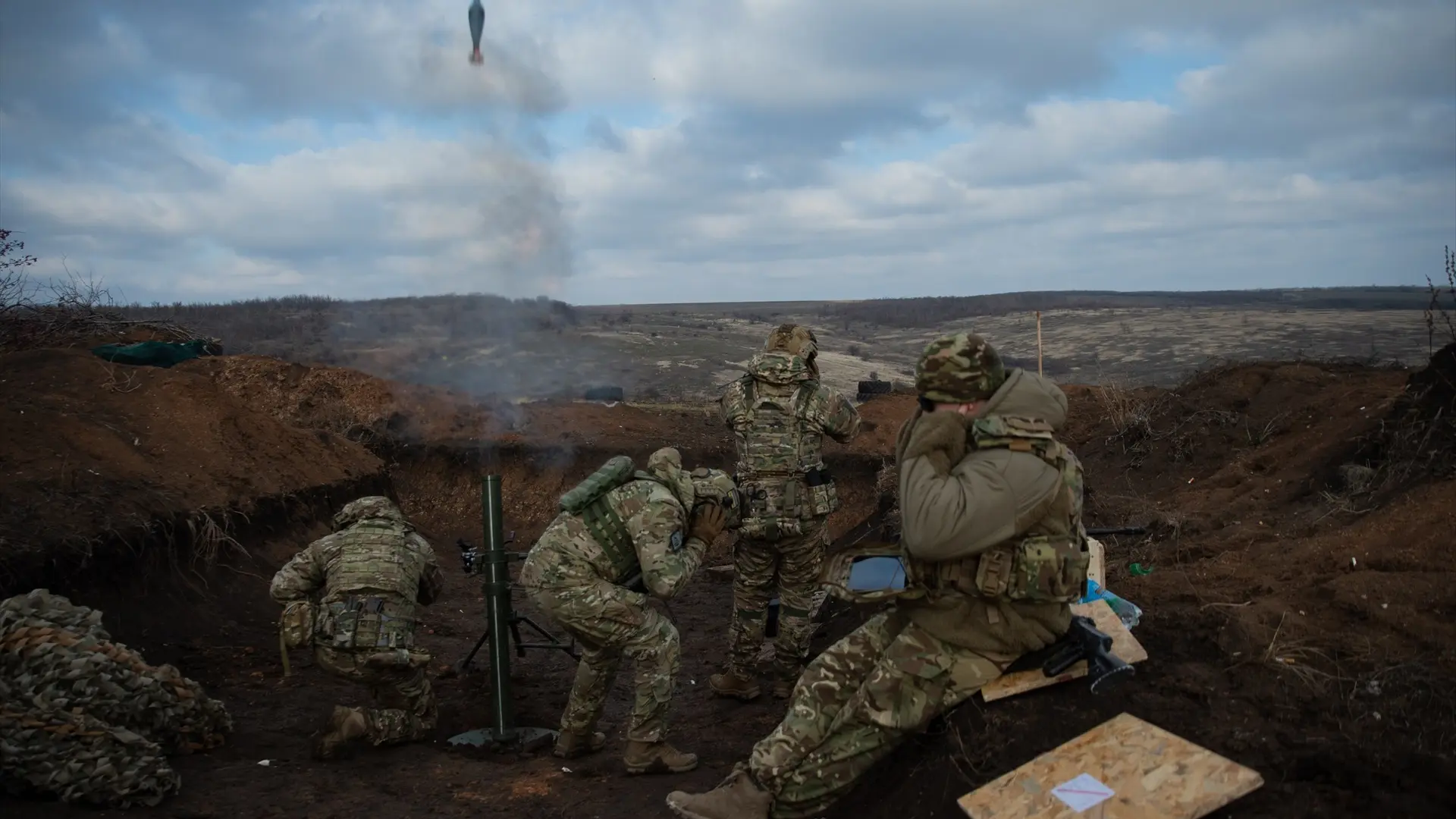 europapress-6484771-28-january-2025-ukraine-donetsk-mortar-crew-fires-mortar-during-training-at.jpeg