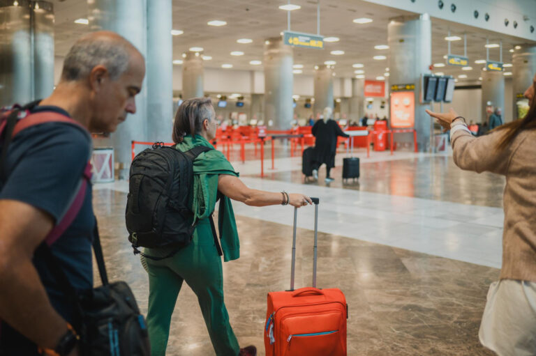 #Salud: ¿Estás planeando un viaje a España este verano? Estas son las nuevas normas y regulaciones que necesitas conocer