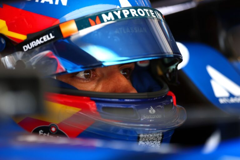 #Deportes: Sainz necesita más "kilometraje" tras un viernes con "demasiados problemas" #F1
