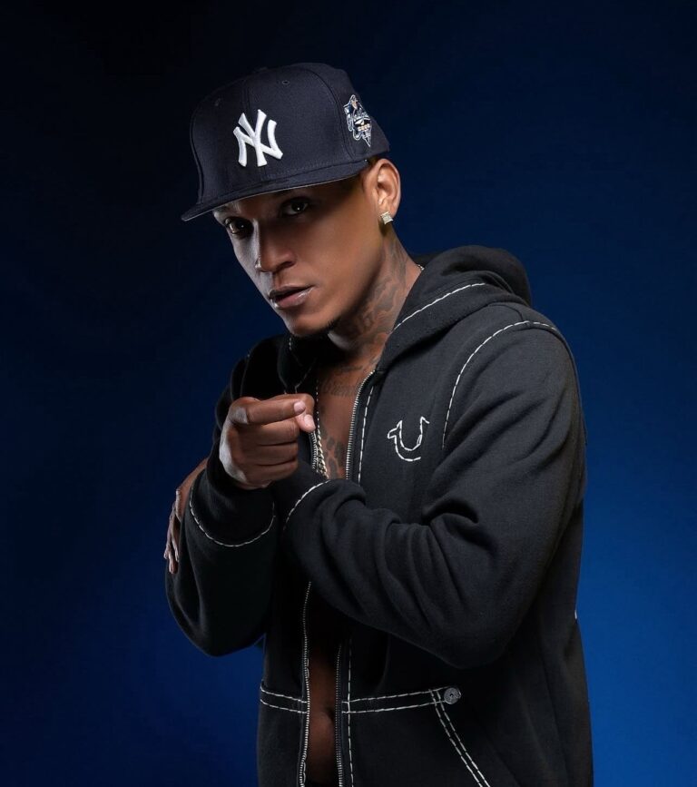 Darlyn Nay, de trabajar en colmados a lograr la anhelada pegada con su música