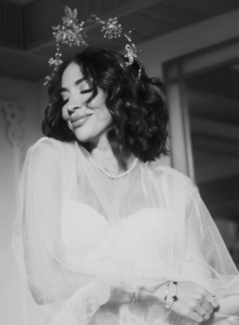 Gabi Desangles lucirá en la alfombra Soberana un vestido inspirado en la mujer fatal del cine negro de la década de 1940