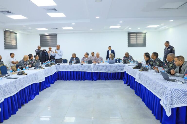 Policiales: Policía Nacional se prepara para implementación Nuevo Modelo de Patrullaje en el DN y Santiago