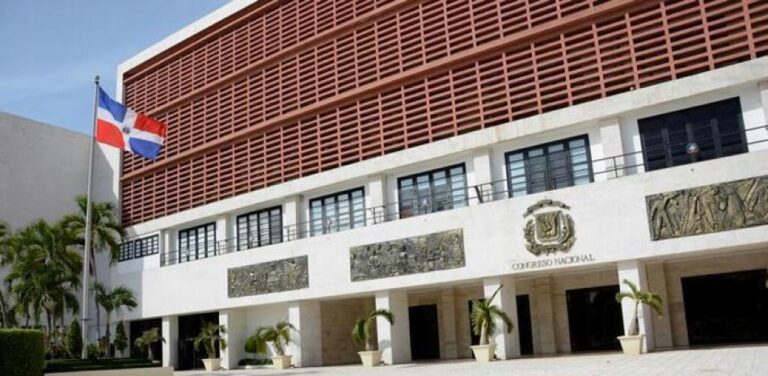 Diputados presentarán nuevo proyecto del Código Penal el próximo martes #FVDigital