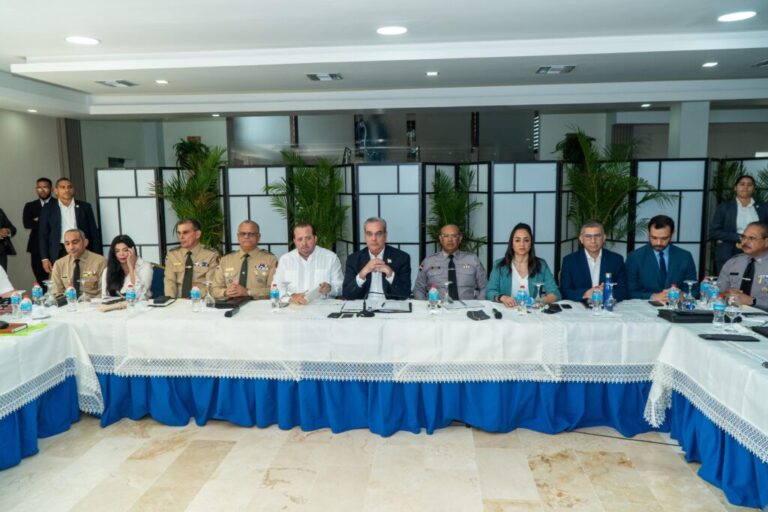 Policiales: Fuerza de Tarea Conjunta restringirá festividades en playas durante Semana Santa – Inicio – Policía Nacional de la República Dominicana