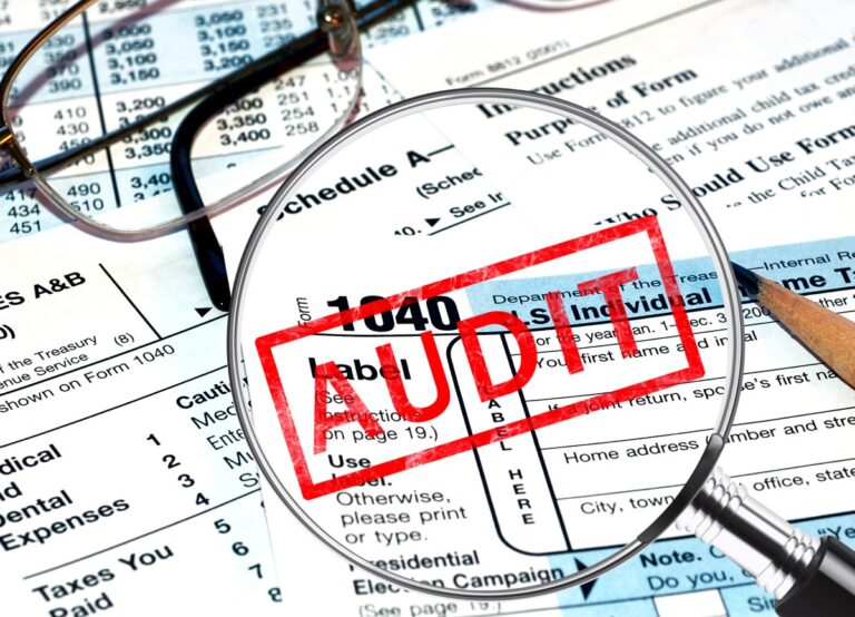 Auditorías del IRS: quiénes corren más riesgo en 2025 #FVDigital