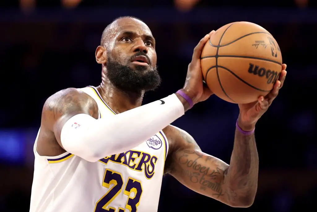 LeBron James hace historia: Primer jugador en alcanzar los 50,000 puntos en la NBA