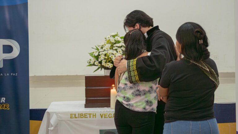 Entregan cuerpos a familiares de tres mujeres desaparecidas hace más de 20 años