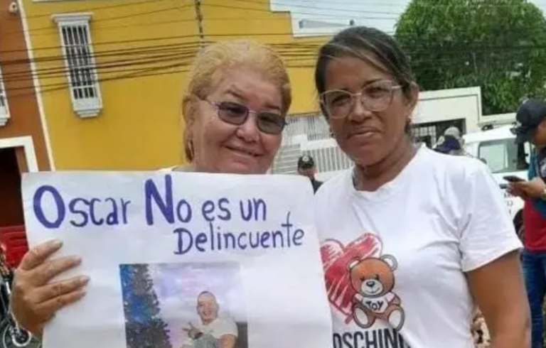 “Mi hijo fue a buscar el sueño americano y ahora está atrapado en El Salvador” – #DeInteres   #FVDigital