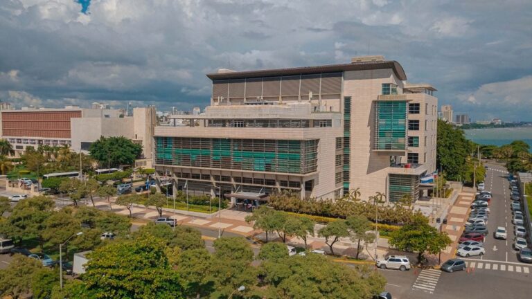 Cinco años de prisión a dos hombres por tráfico de drogas en Monte Plata