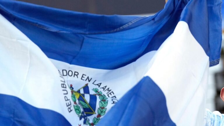 Murió a los 68 años el salvadoreño exjugador de Rayados de Monterrey, Norberto Huezo