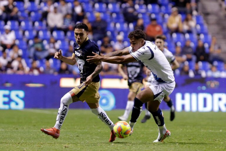 Los Pumas aprovecharon la superioridad númerica para imponerse 3-1 al Puebla #FVDigital