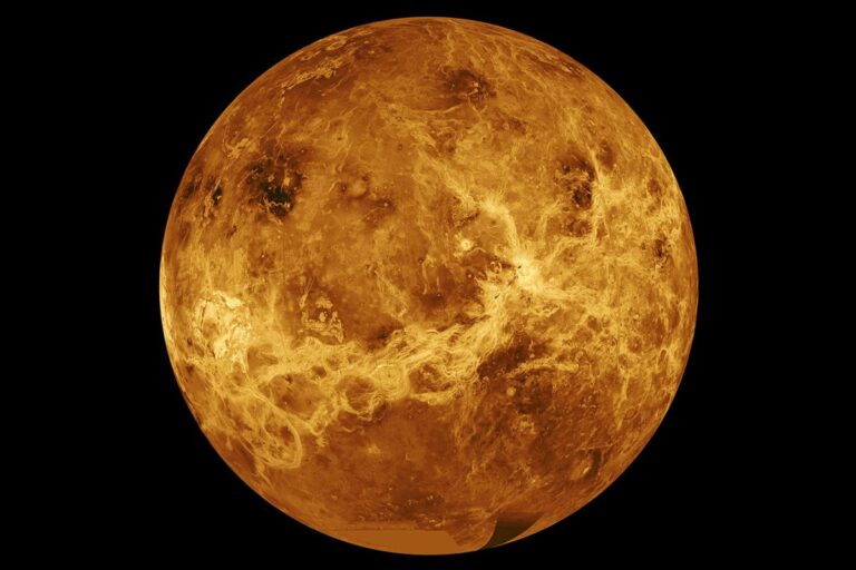 Científicos redescubren un planeta y lo llaman “Super Venus” 