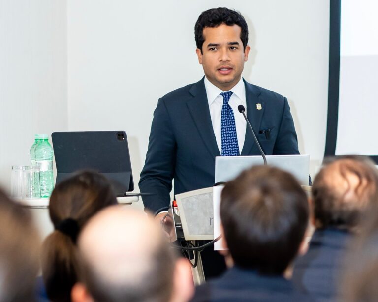 “No me escogieron para estar pensando en el 28, sino para ser un legislador ejemplar”