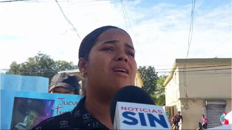 Familiares de joven que murió en San Gregorio de Nigua exigen justicia