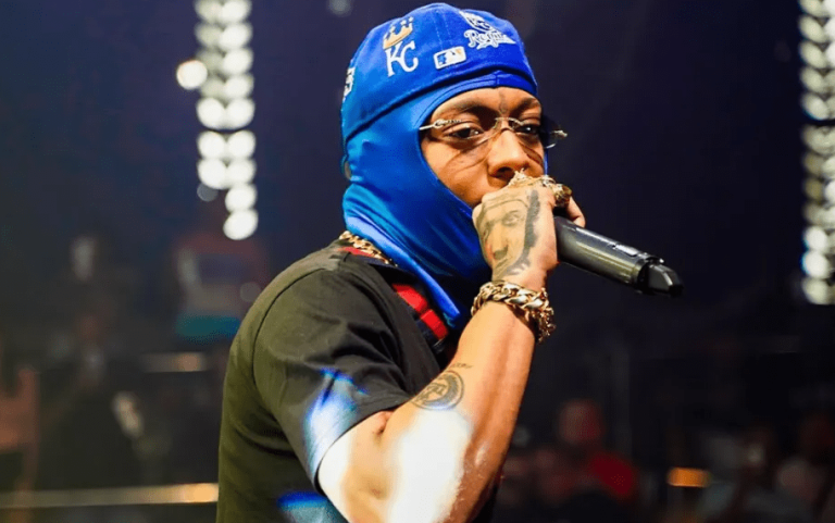 Rochy RD tendrá que someterse a rehabilitación por dependencia a fármacos y marihuana