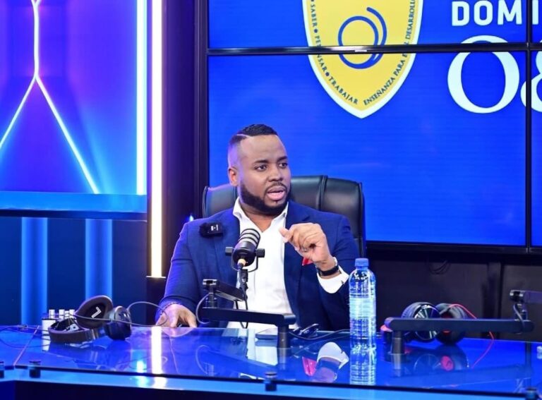 Fundación Visión Héroes reconocen a Elvin Castillo #FVDigital