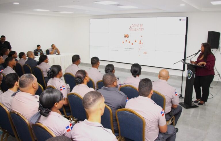 Policiales: Policías reciben charla sobre prevención de la tuberculosis – Inicio – Policía Nacional de la República Dominicana