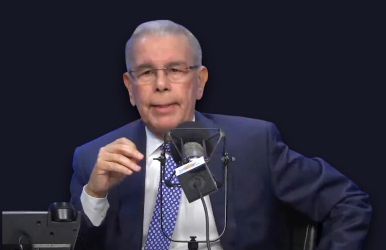 ‘A Danilo Medina se le fue el juicio’ (video) – #DeInteres   #FVDigital