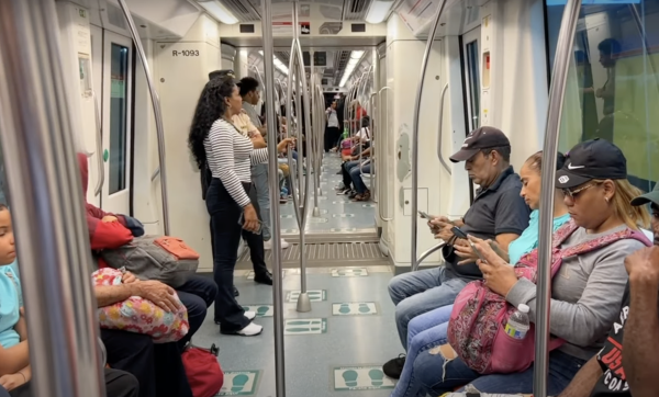 dentro-del-metro-de-santo-domingo-600x362.png