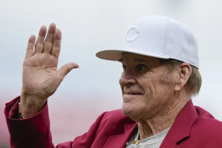 Manfred considera petición para eliminar a Pete Rose de la lista de inelegibles