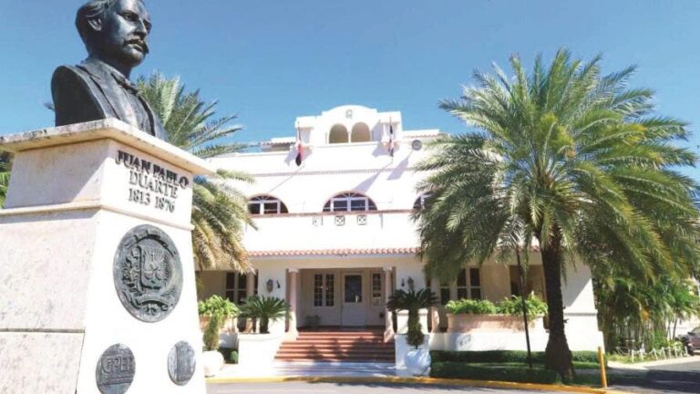 OIT avala legalidad desvinculación de exfuncionarios