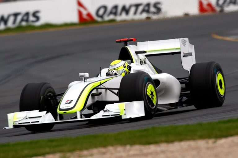 #Deportes: histórico doblete de Brawn GP y la mentira a la FIA #F1