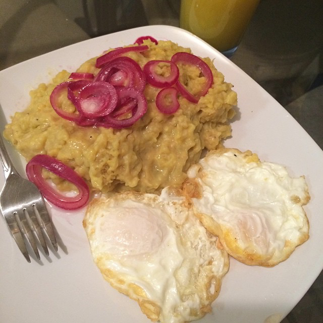 mangu-huevos.jpg