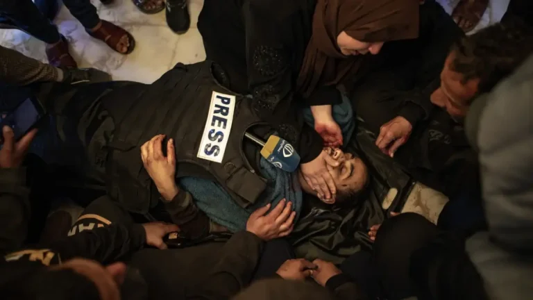 #Mundo:Israel dice que el periodista asesinado en un bombardeo en el norte de Gaza era un “francotirador” de Hamás