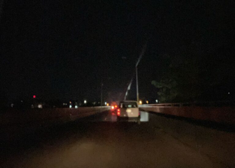 Denuncian falta de iluminación en puente de La Barquita   #FVDigital