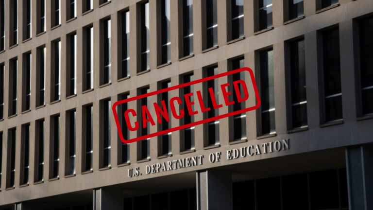 Trump decreta desmantelar el Departamento de Educación   #FVDigital