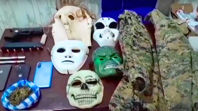 Atracador y su curiosa colección de máscaras (video)   #FVDigital