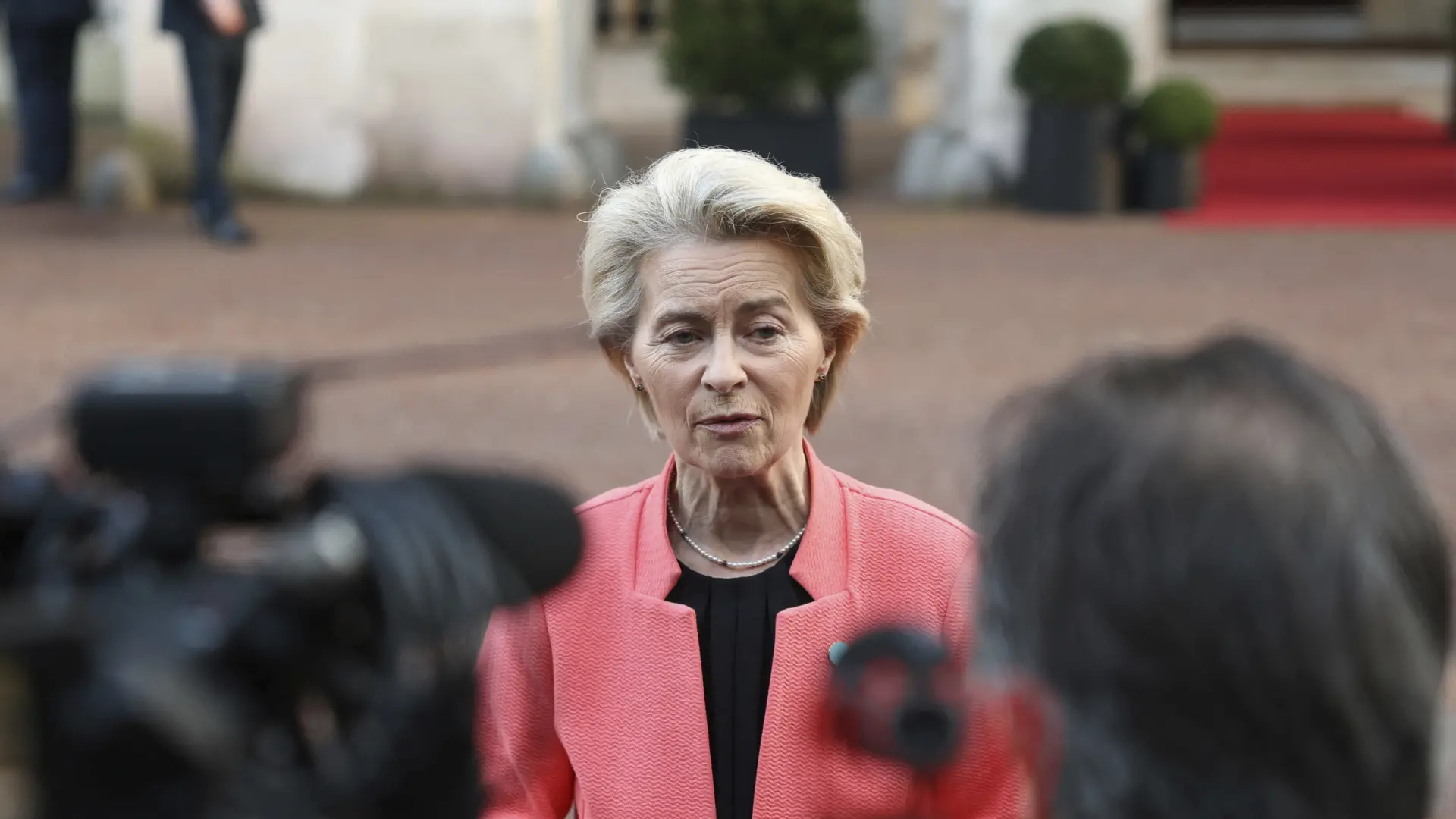 ursula-von-der-leyen-2.jpeg