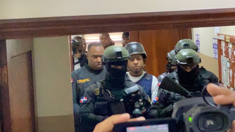 Aplazan medida de coerción contra Rochy RD para el próximo jueves