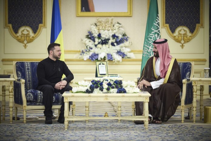 zelenski-arabia-saudi-11032025.jpg