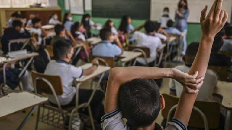Educación sexual “sesgada” en Ecuador impide a menores reconocer violencia #FVDigital