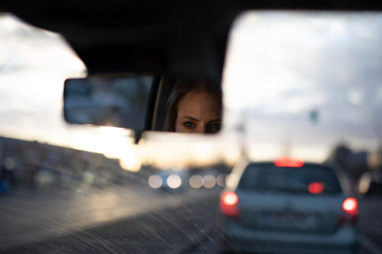 #Salud: Esto es lo que puede ocurrir si adelantas a la Guardia Civil en la carretera